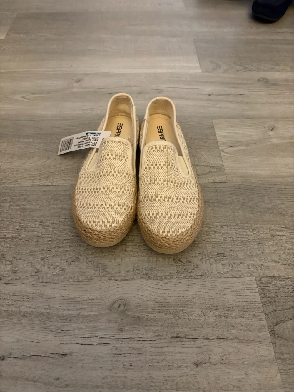 *NWT* ESPRIT Women’s Slip-On Crochet Espadrille - Cream